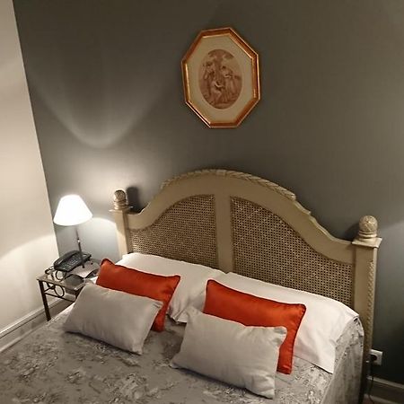 Hotel Restaurant Palais Cardinal Сент-Емільйон Екстер'єр фото