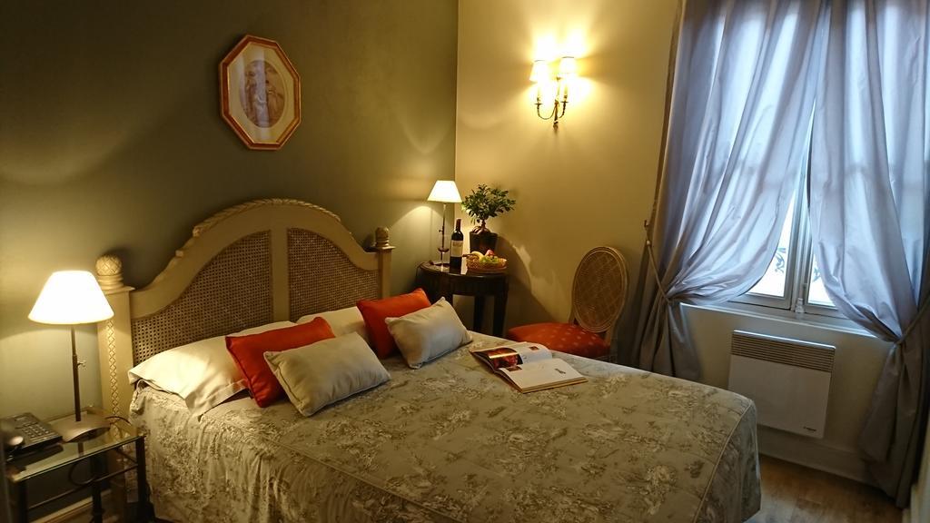 Hotel Restaurant Palais Cardinal Сент-Емільйон Екстер'єр фото